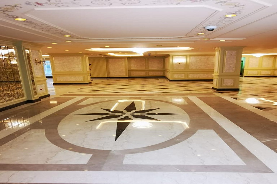 Four-Seasons-Hotel-Renovation-Massive