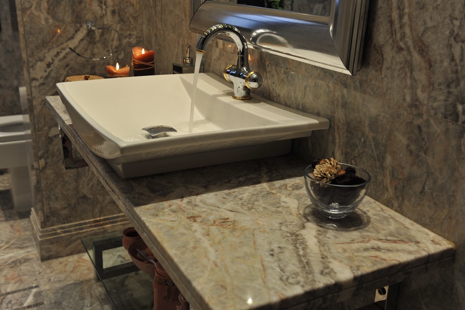 lake-view-marble-bathrooms-massive