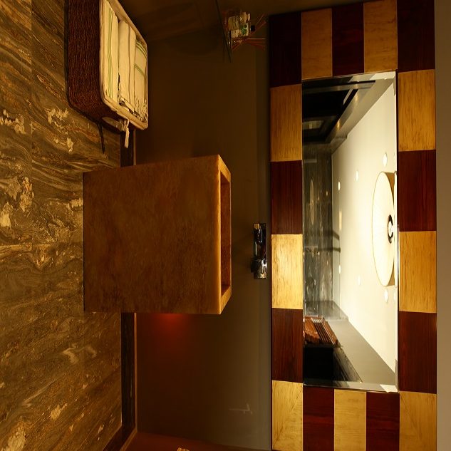 massive-bathroom-palm-hills